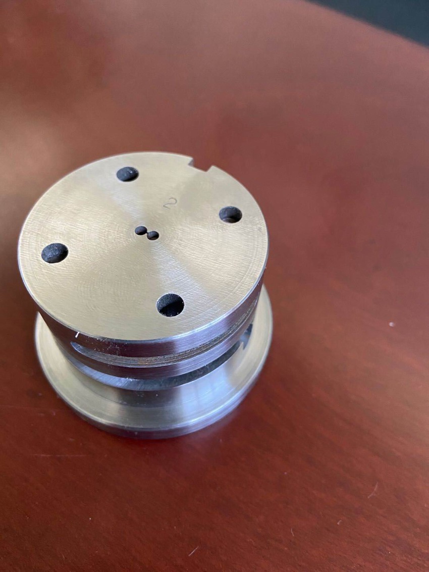 免调双根电线模具